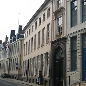 La Maison Zenasni Bed & Breakfast Brugge