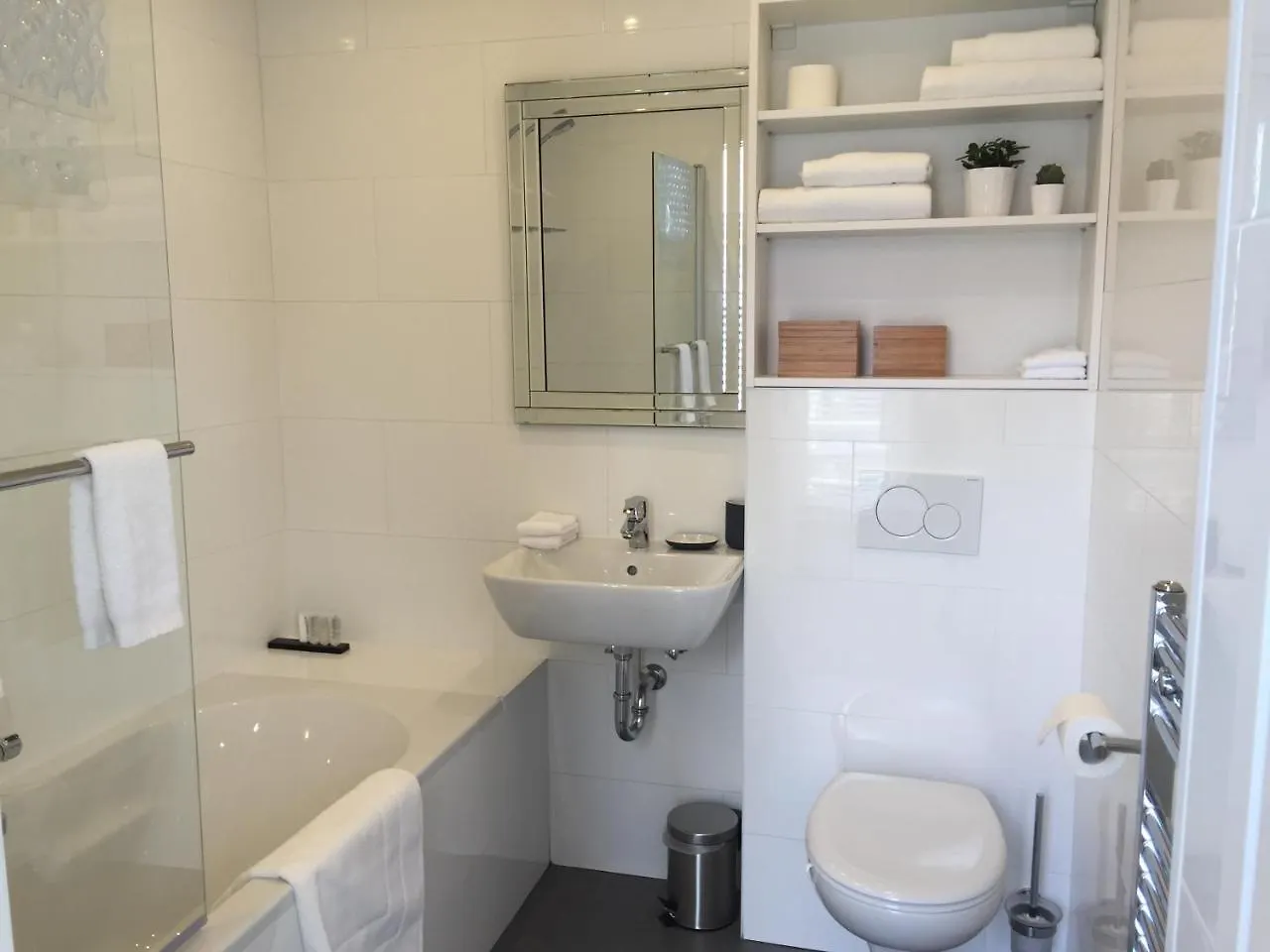 Antwerp Town House Accommodations Pensión